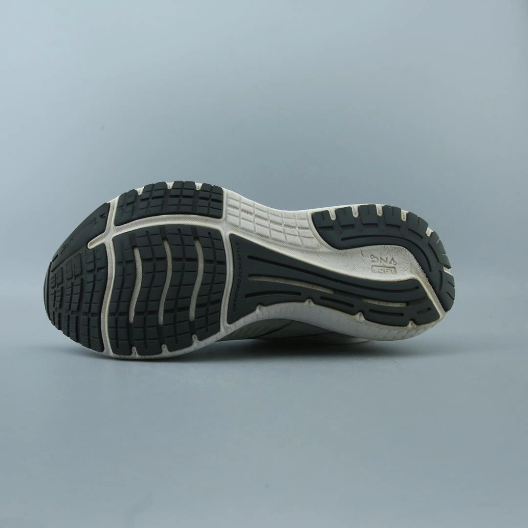 BROOKS GLYCERIN 19 performance running shoe visuals