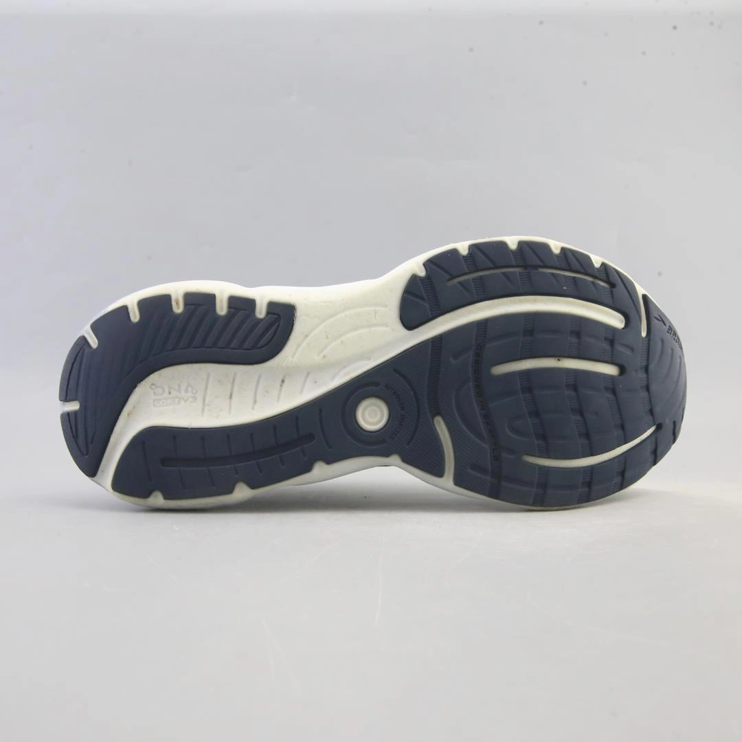 BROOKS GLYCERIN 20 Brooks running footwear shots