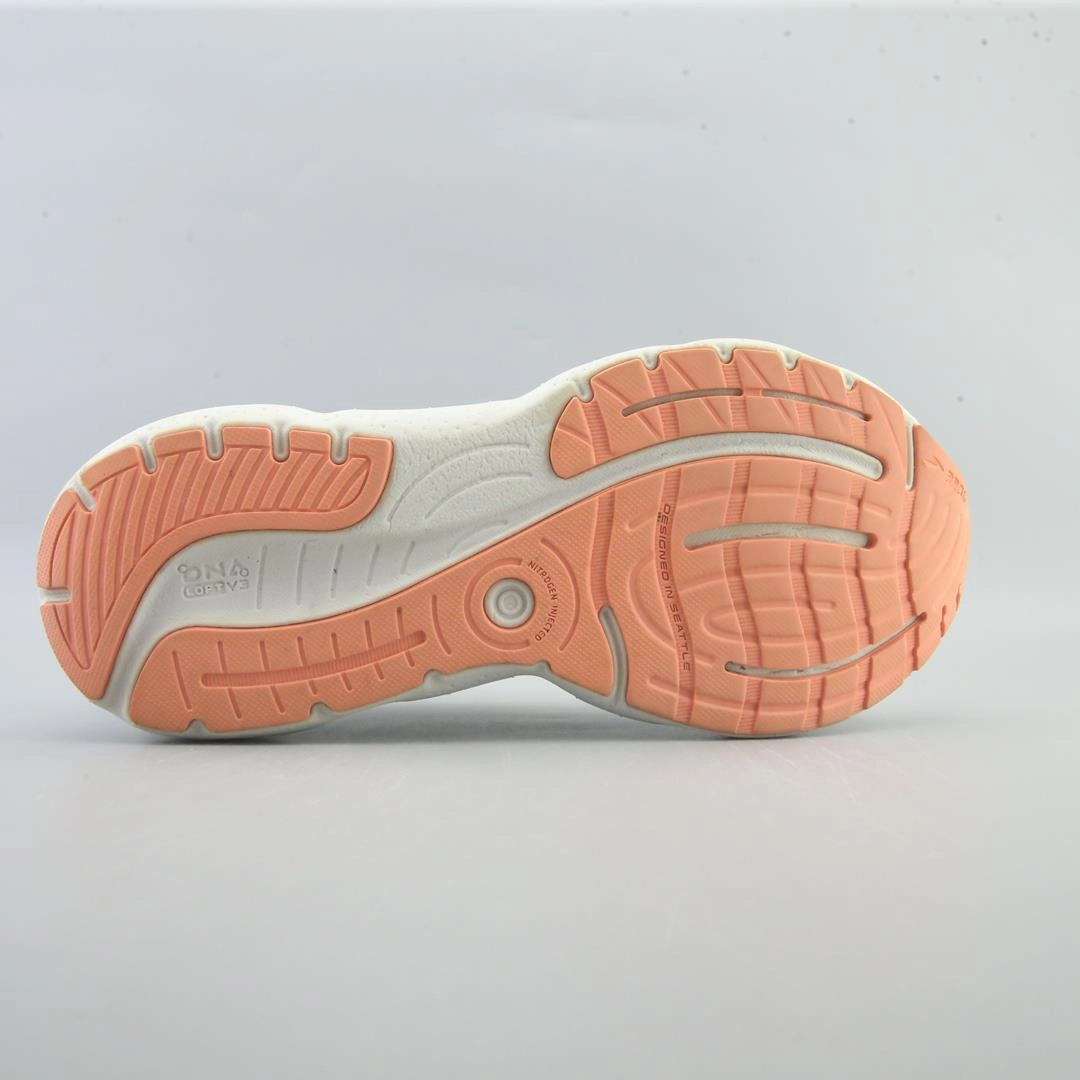 BROOKS GLYCERIN 20 Brooks running shoe close-ups