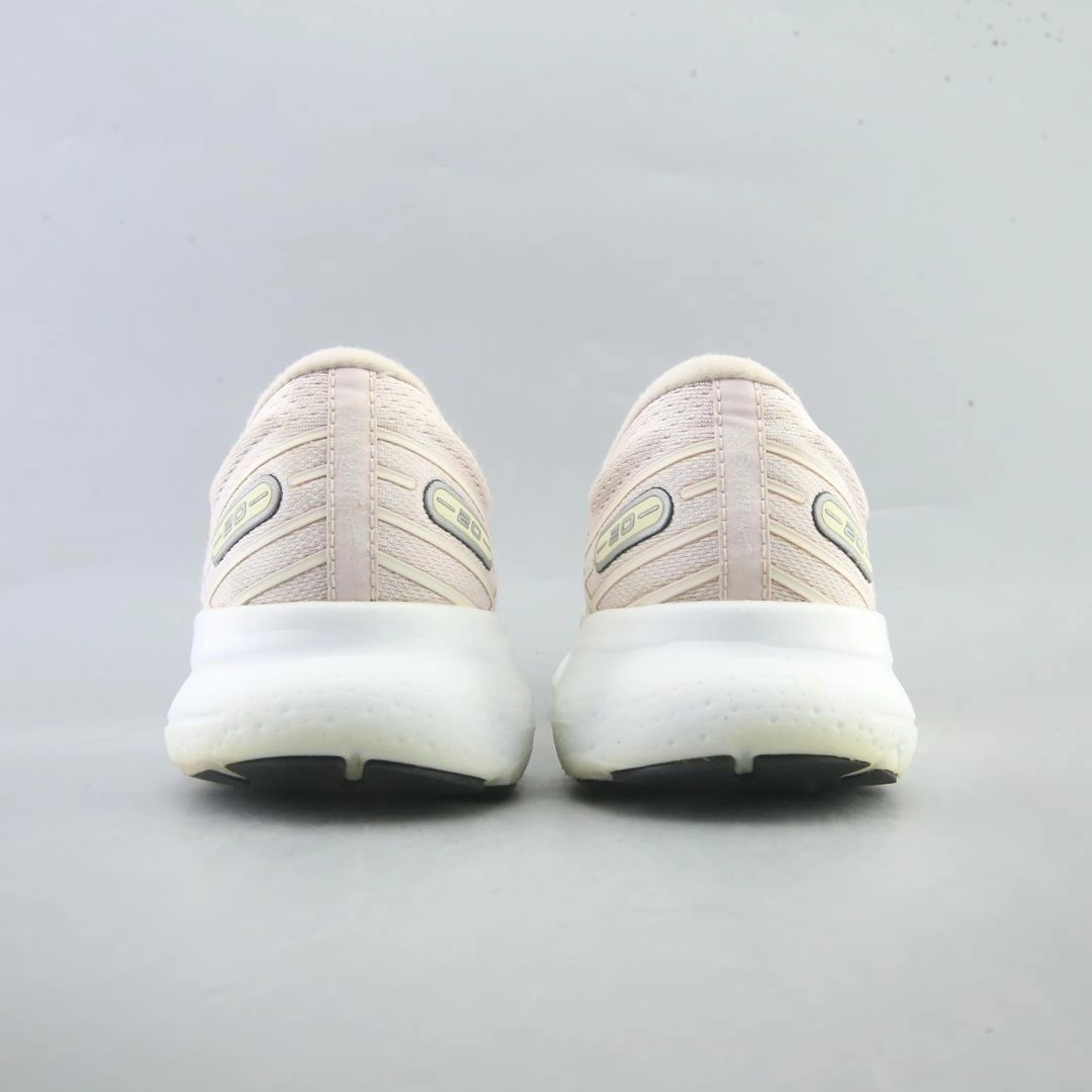 BROOKS GLYCERIN 20 Brooks running shoe close-ups