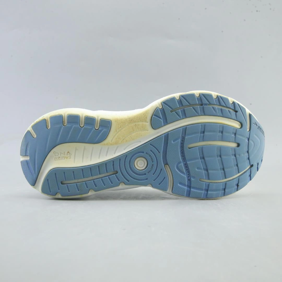BROOKS GLYCERIN 20 Brooks running shoe close-ups