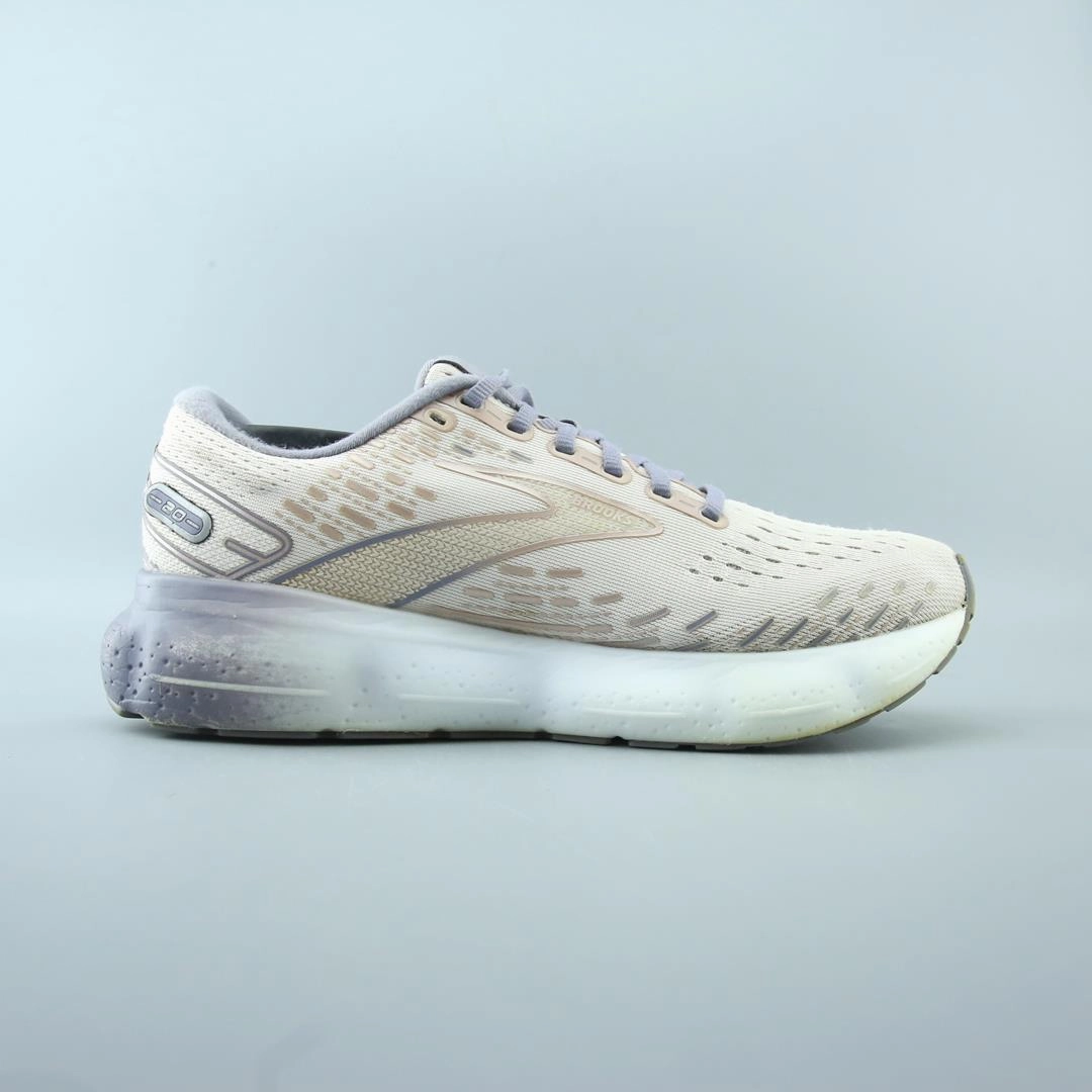 BROOKS GLYCERIN 20 performance running shoe visuals