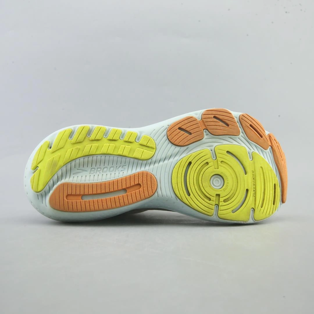 BROOKS GLYCERIN 21 Brooks running shoe close-ups