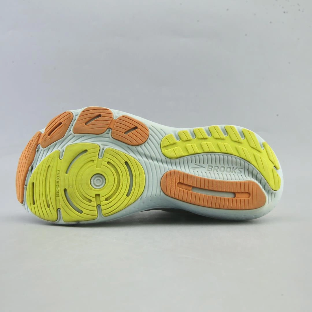 BROOKS GLYCERIN 21 Brooks running shoe close-ups