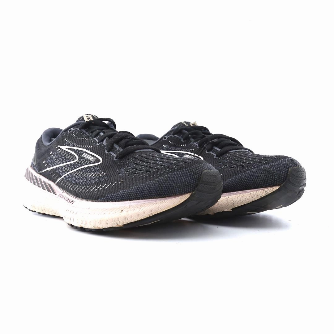 BROOKS GLYCERIN GTS 19 Brooks running shoe close-ups