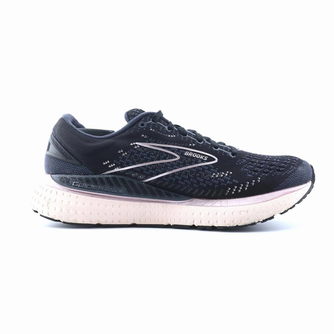 BROOKS GLYCERIN GTS 19 performance running shoe visuals
