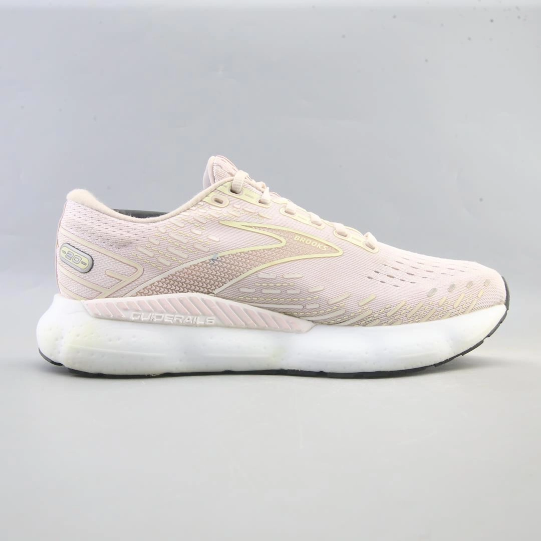 BROOKS GLYCERIN GTS 20 Brooks running footwear shots