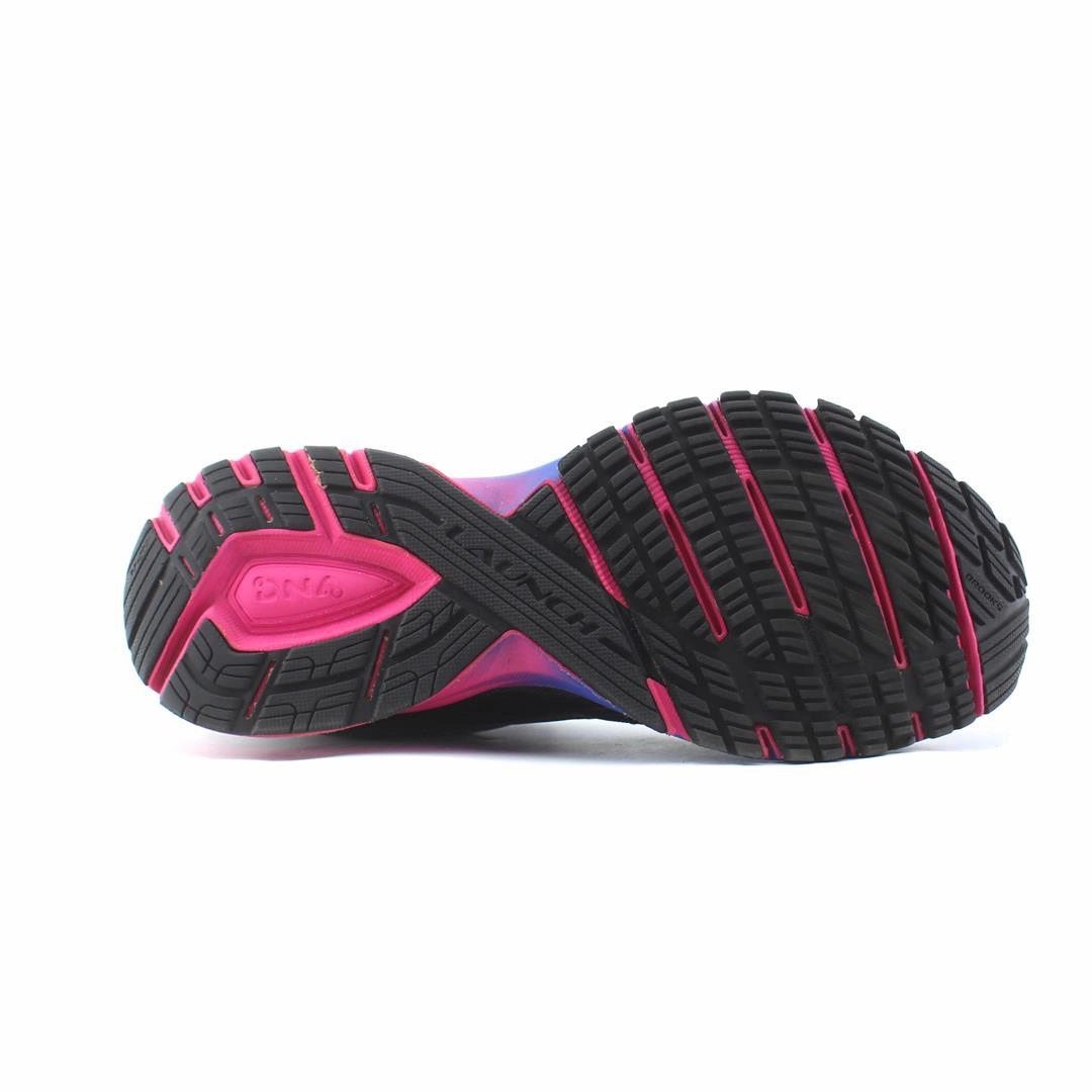 BROOKS LAUNCH 4 Brooks running footwear shots
