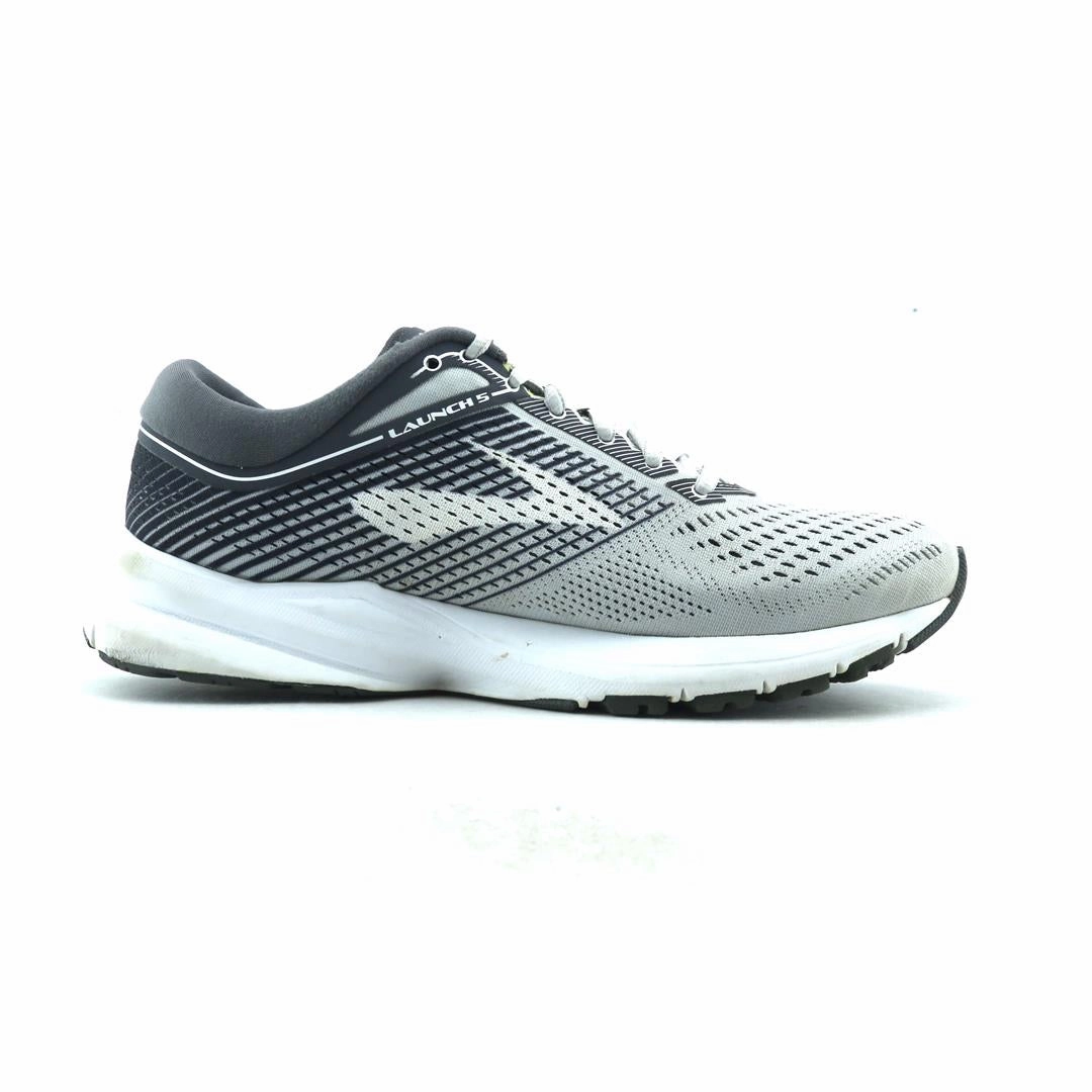 BROOKS LAUNCH 5 performance running shoe visuals