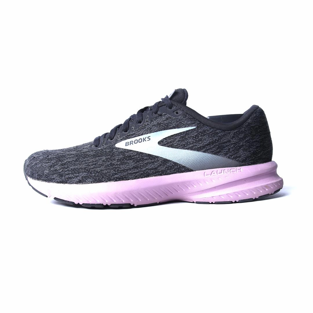 BROOKS LAUNCH 7 performance running shoe visuals