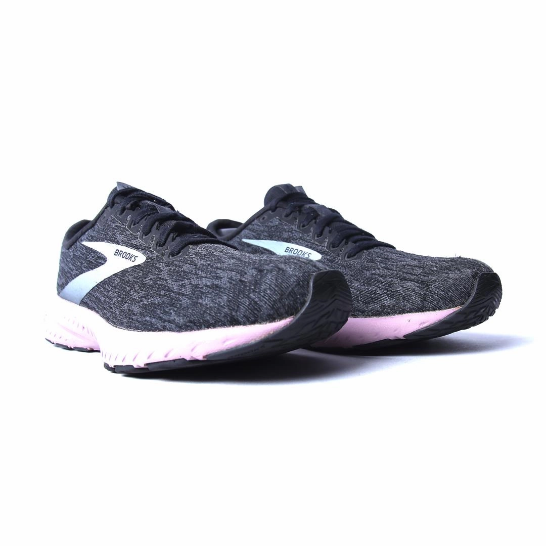 BROOKS LAUNCH 7 performance running shoe visuals