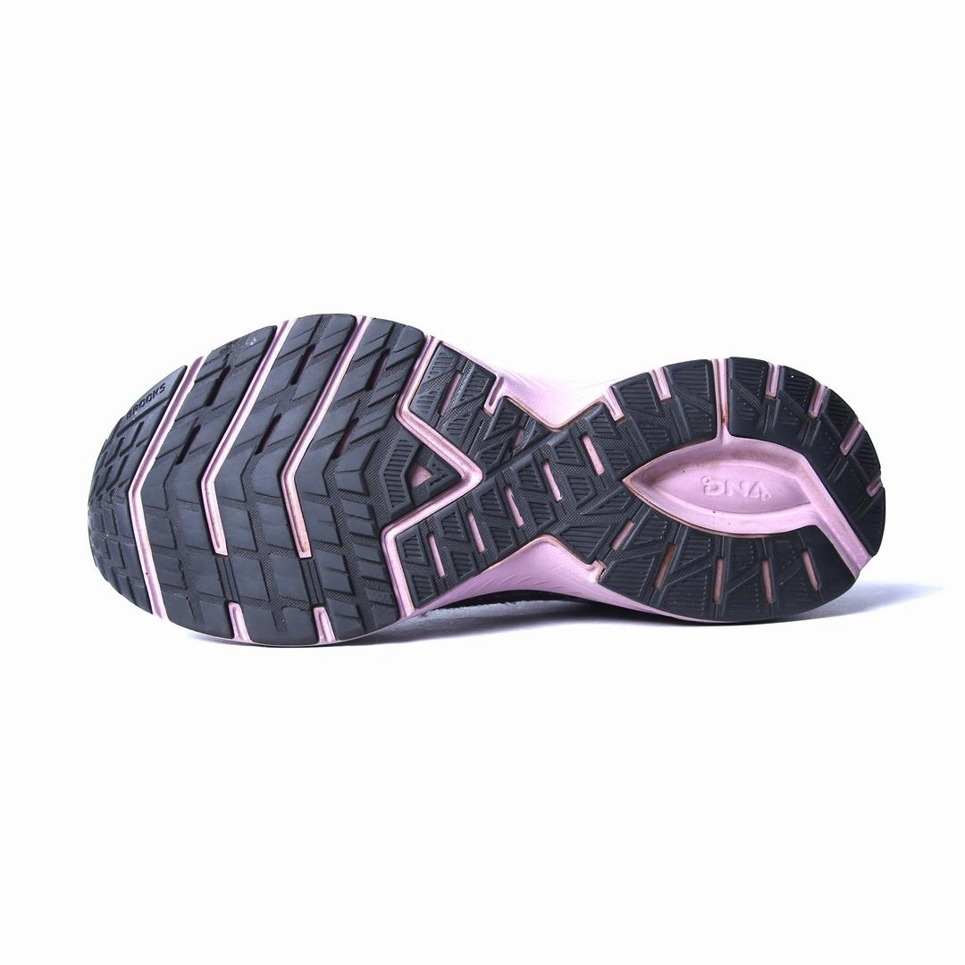 BROOKS LAUNCH 7 performance running shoe visuals