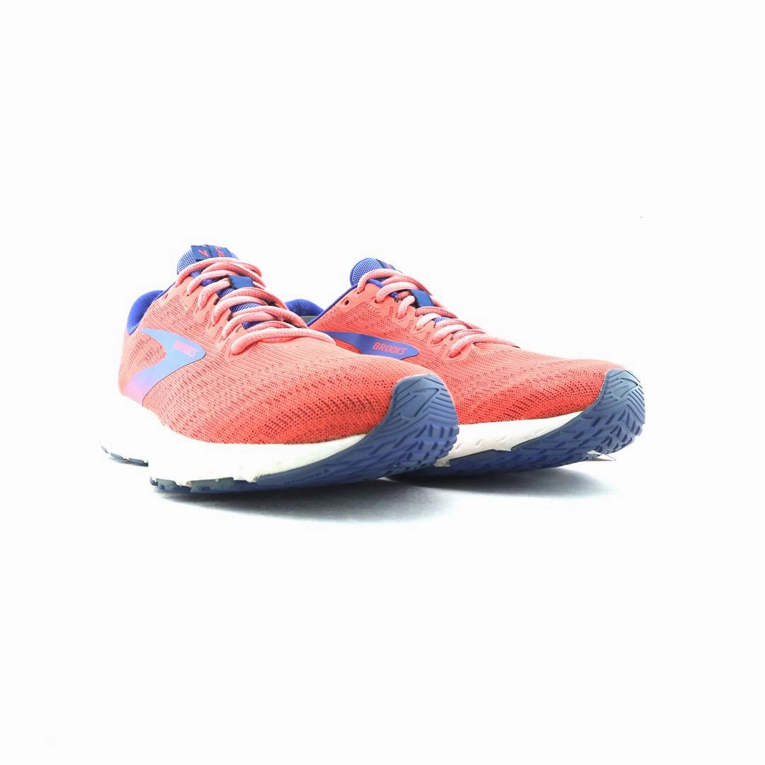 BROOKS LAUNCH 7 performance running shoe visuals