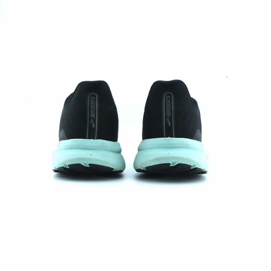 BROOKS LAUNCH 8 Brooks trainer design images