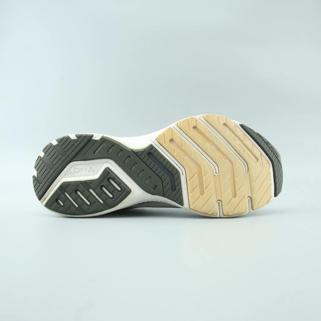 BROOKS LAUNCH 8 Brooks trainer design images