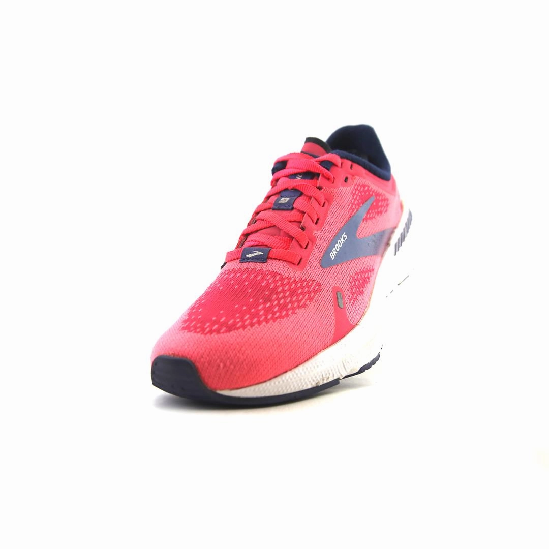 BROOKS LAUNCH GTS 9 Brooks running footwear shots