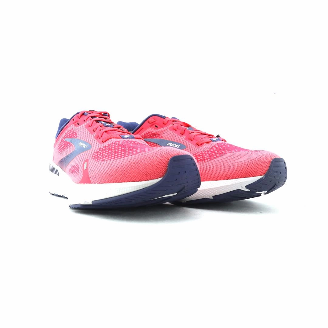 BROOKS LAUNCH GTS 9 Brooks trainer design images