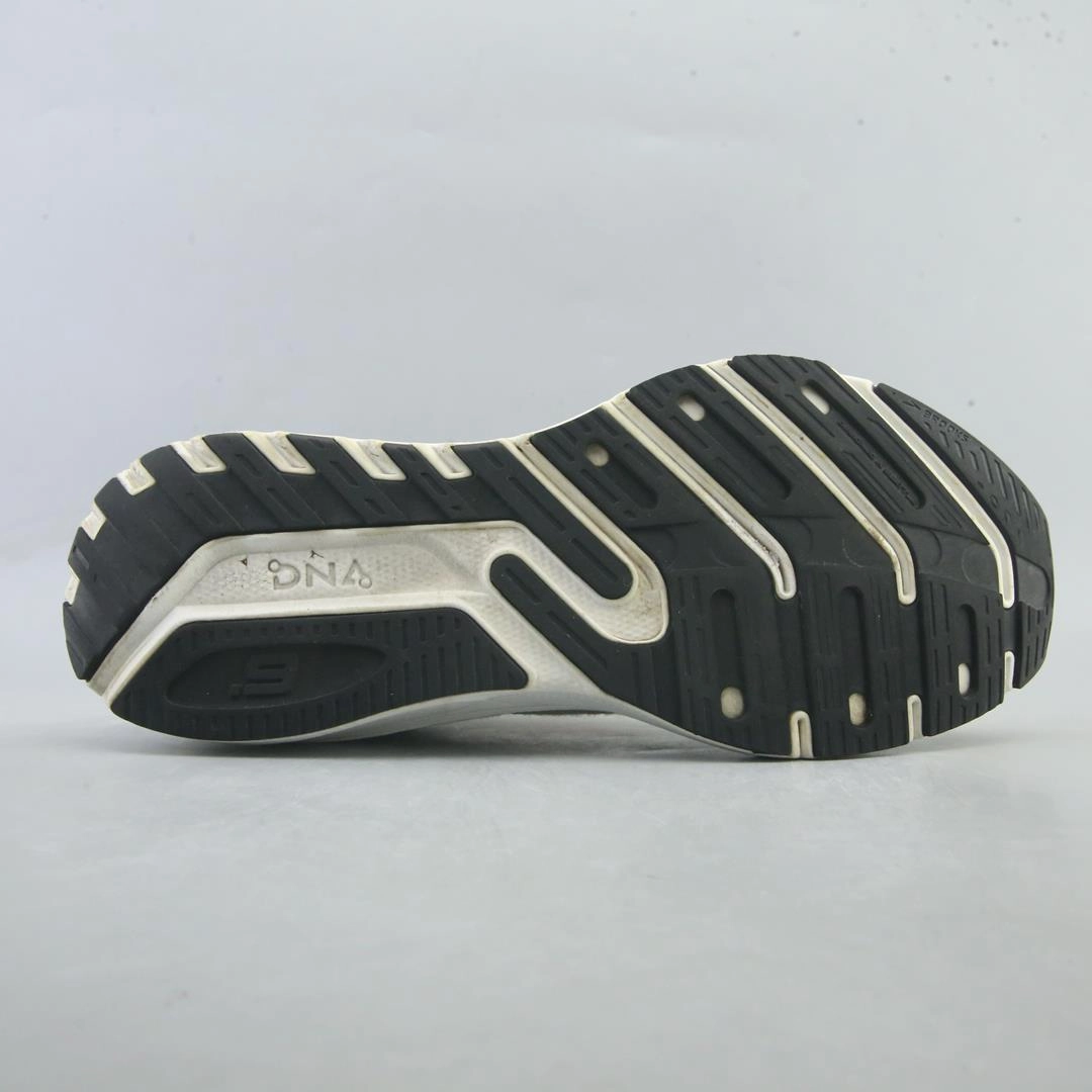 BROOKS LAUNCH GTS 9 Brooks trainer design images