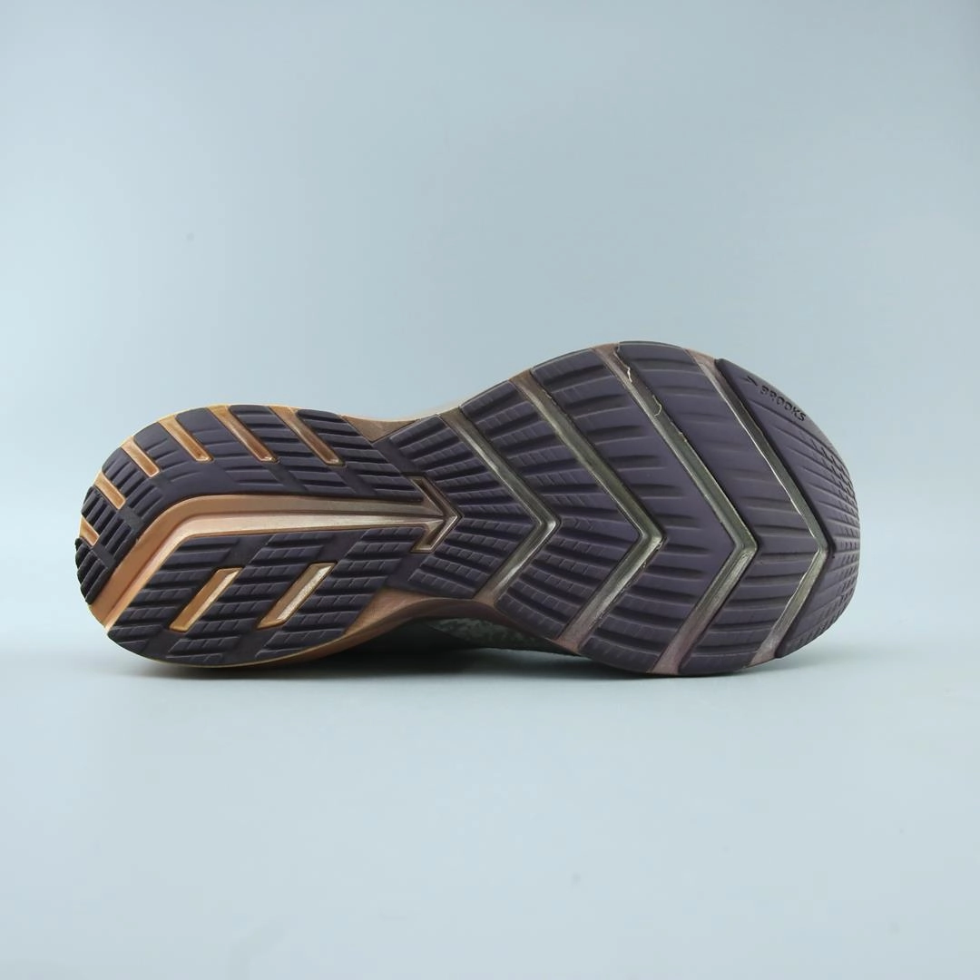 BROOKS LEVITATE 3 Brooks trainer design images