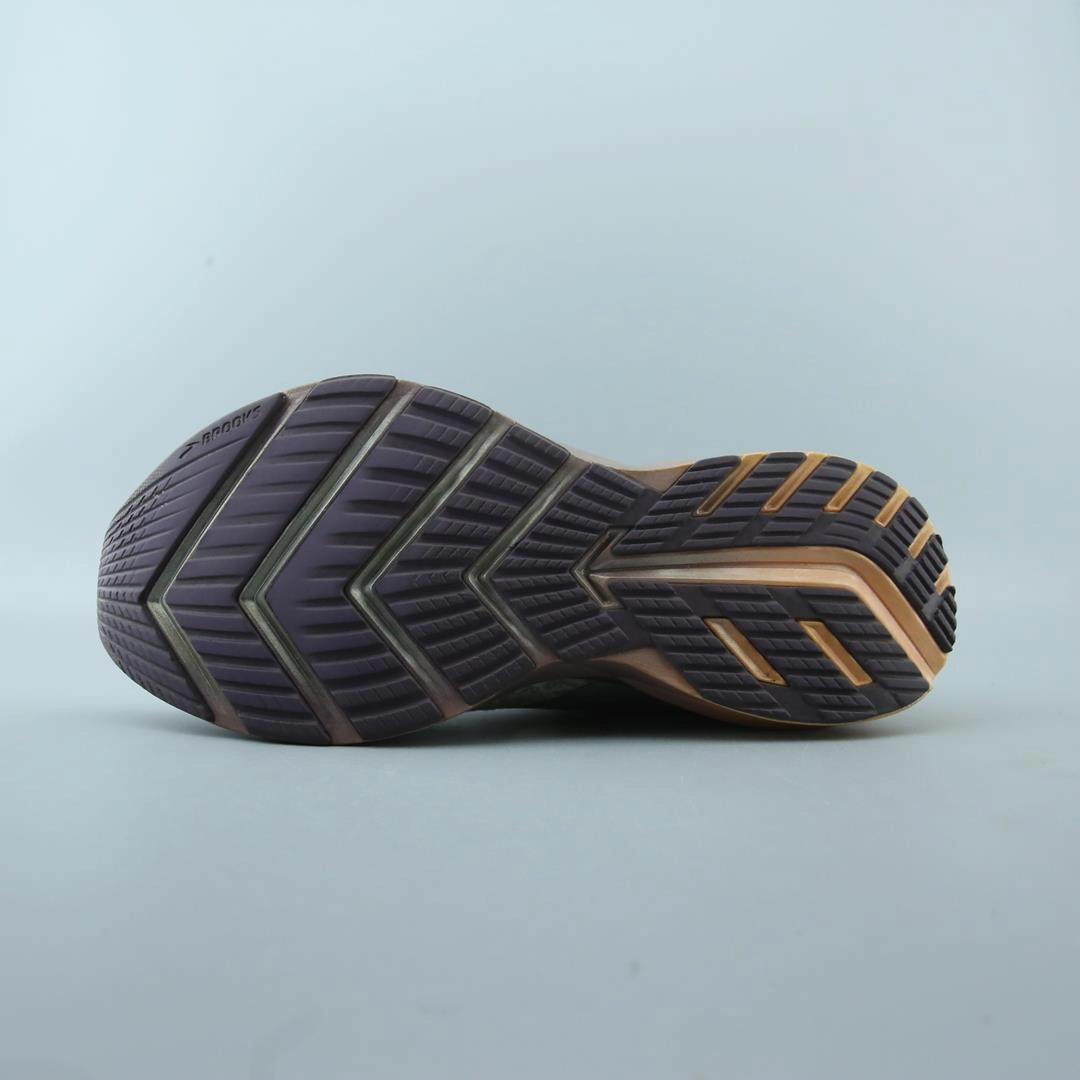 BROOKS LEVITATE 3 Brooks trainer design images