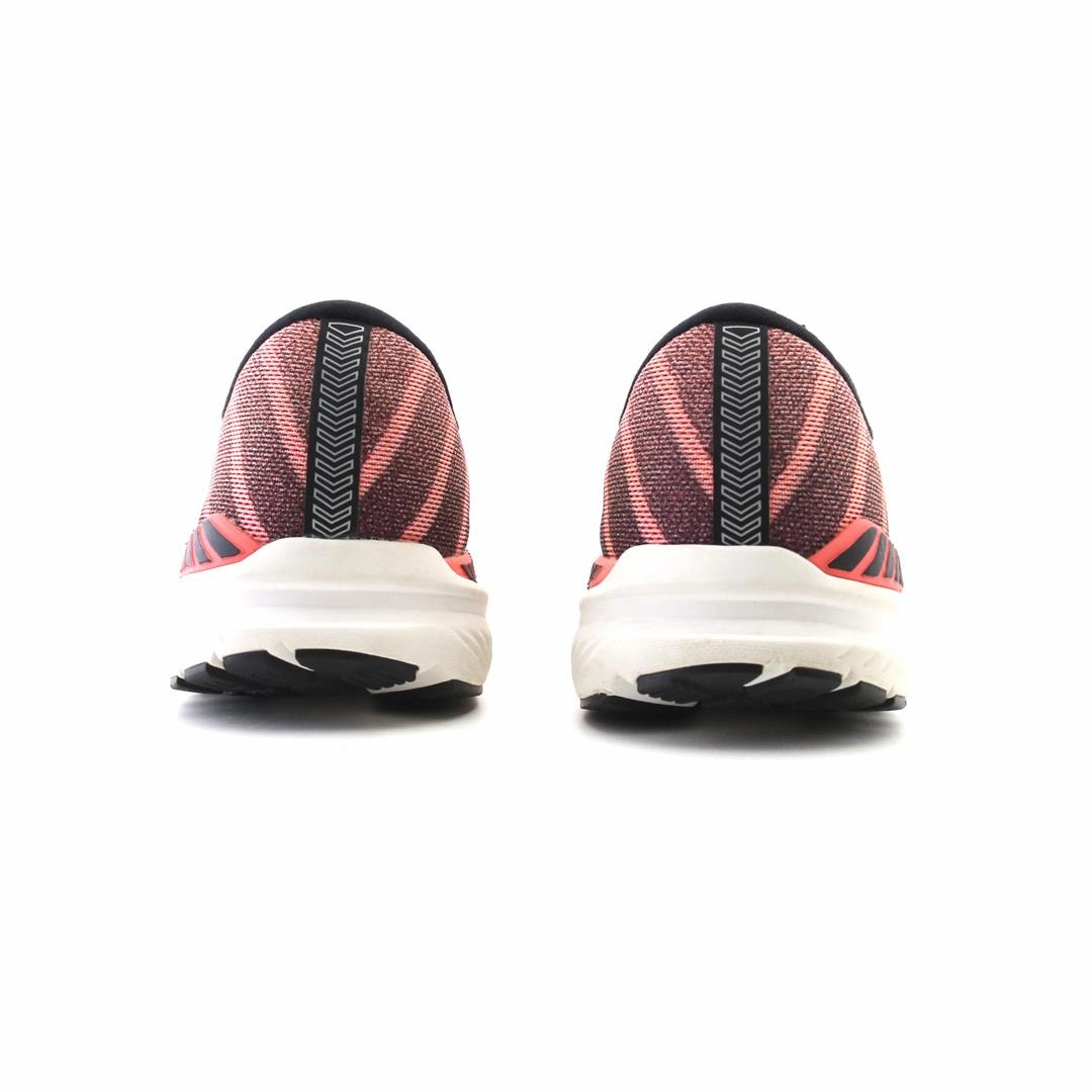 BROOKS RAVENNA 10 Brooks running footwear shots