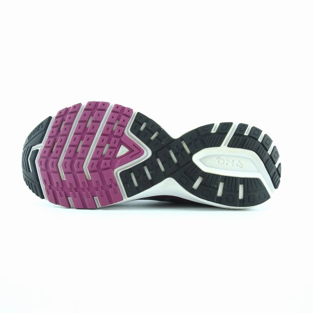 BROOKS  RAVENNA 10 Brooks trainer design images