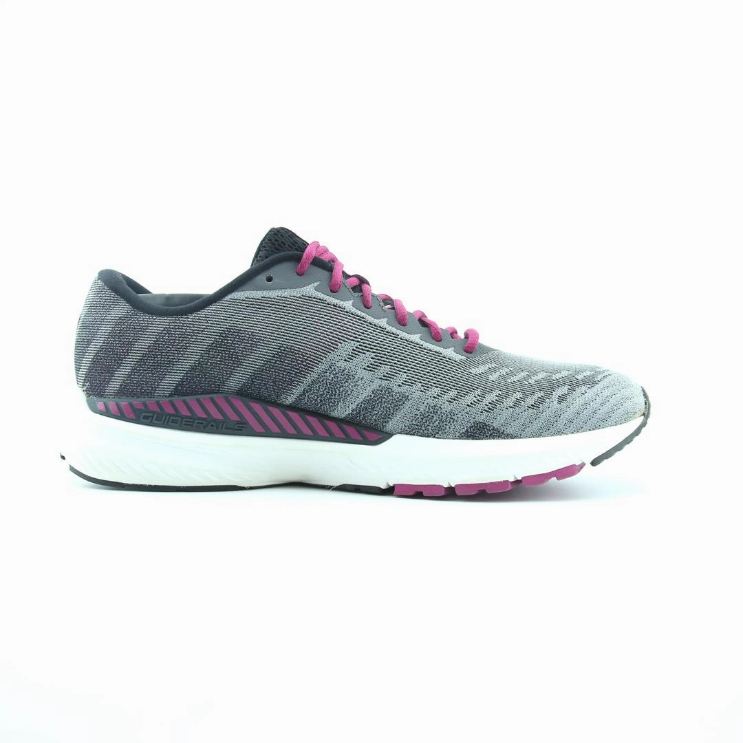 BROOKS  RAVENNA 10 Brooks trainer design images