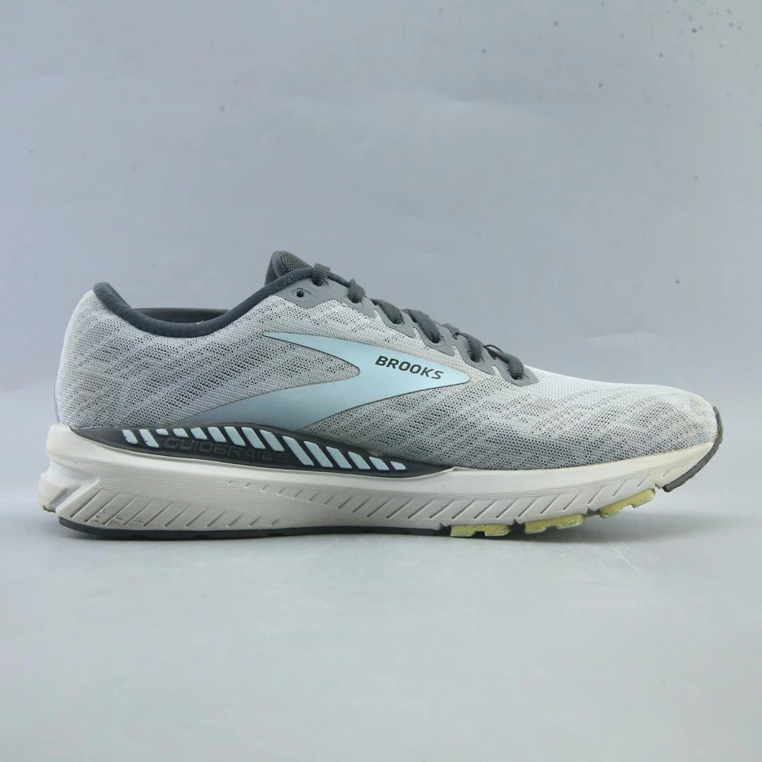 BROOKS RAVENNA 11 athletic Brooks shoe snapshots