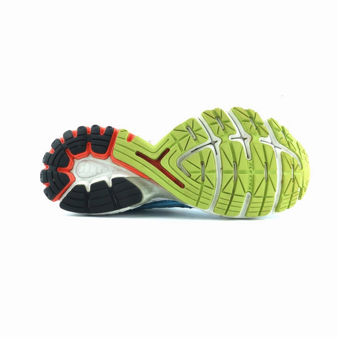 BROOKS RAVENNA 5 performance running shoe visuals