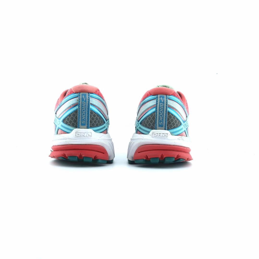 BROOKS RAVENNA 7 performance running shoe visuals