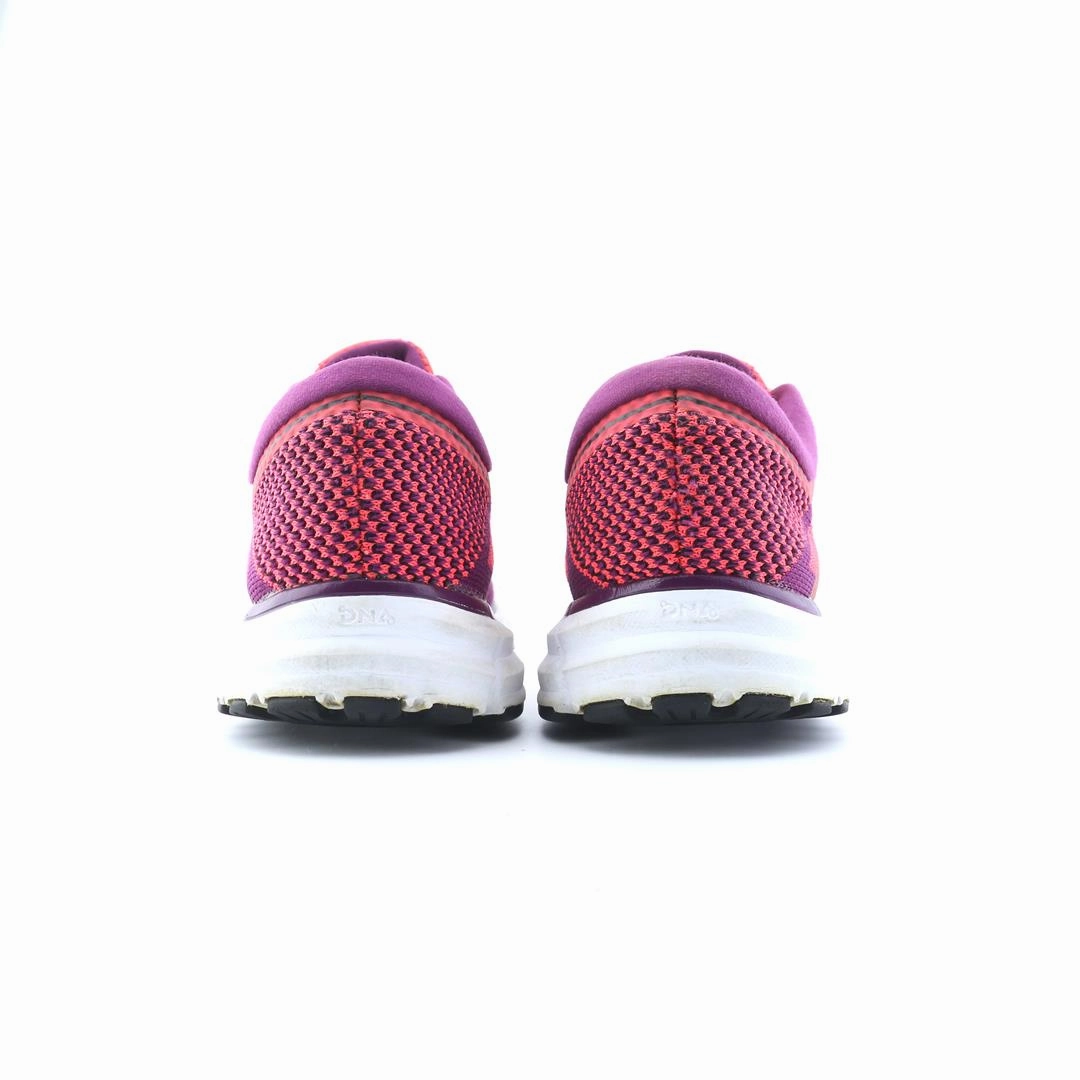 BROOKS REVEL 2 Brooks trainer design images
