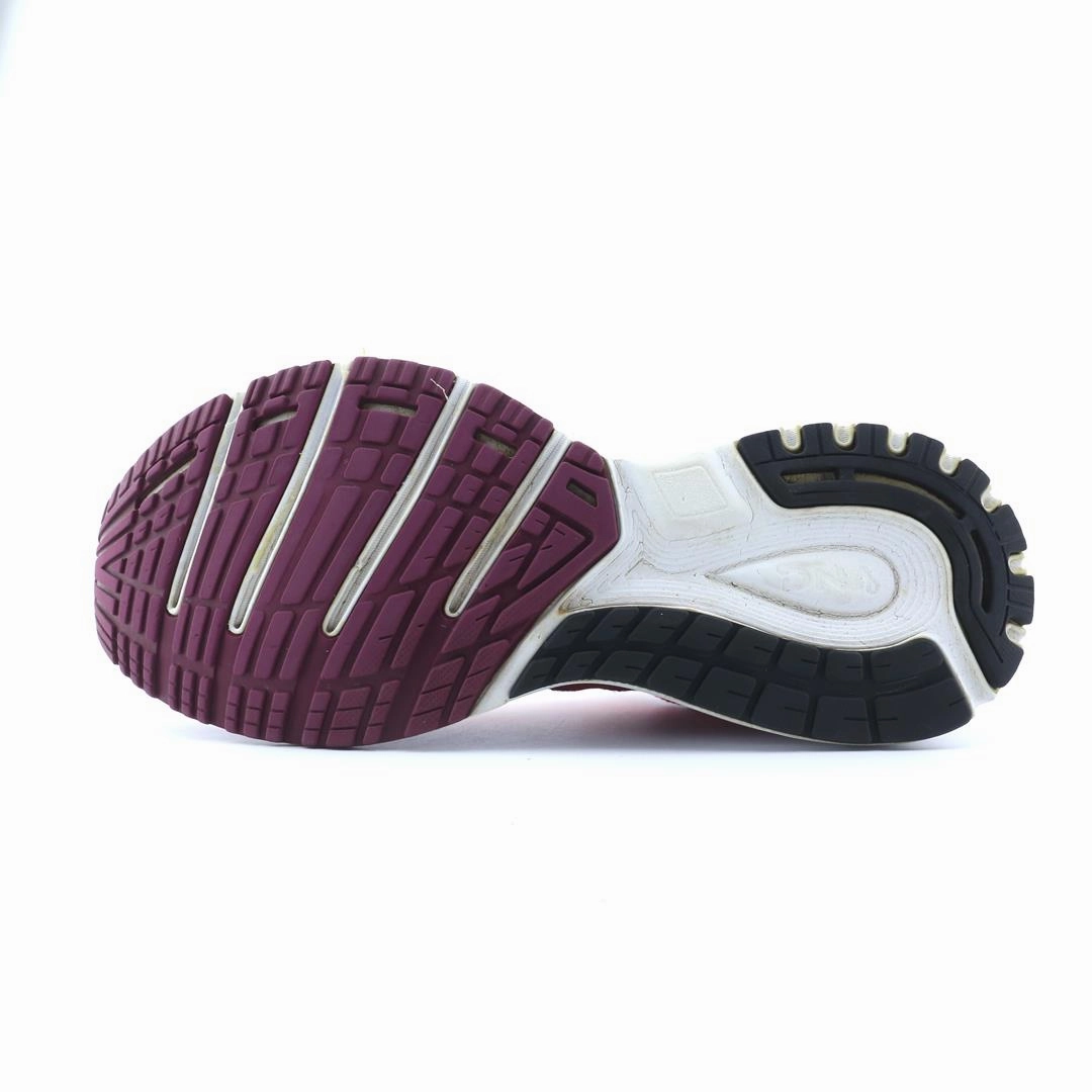 BROOKS REVEL 2 Brooks trainer design images