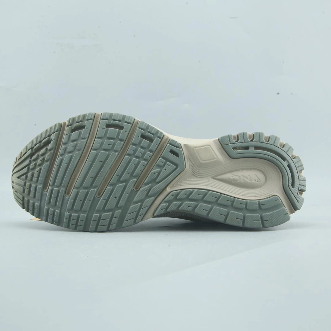 BROOKS REVEL 2 lightweight running shoe photos