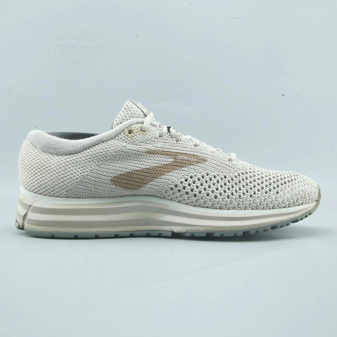BROOKS REVEL 2 lightweight running shoe photos