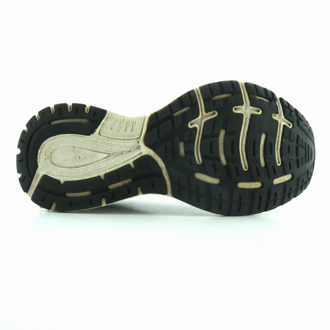 BROOKS REVEL 3 athletic Brooks shoe snapshots