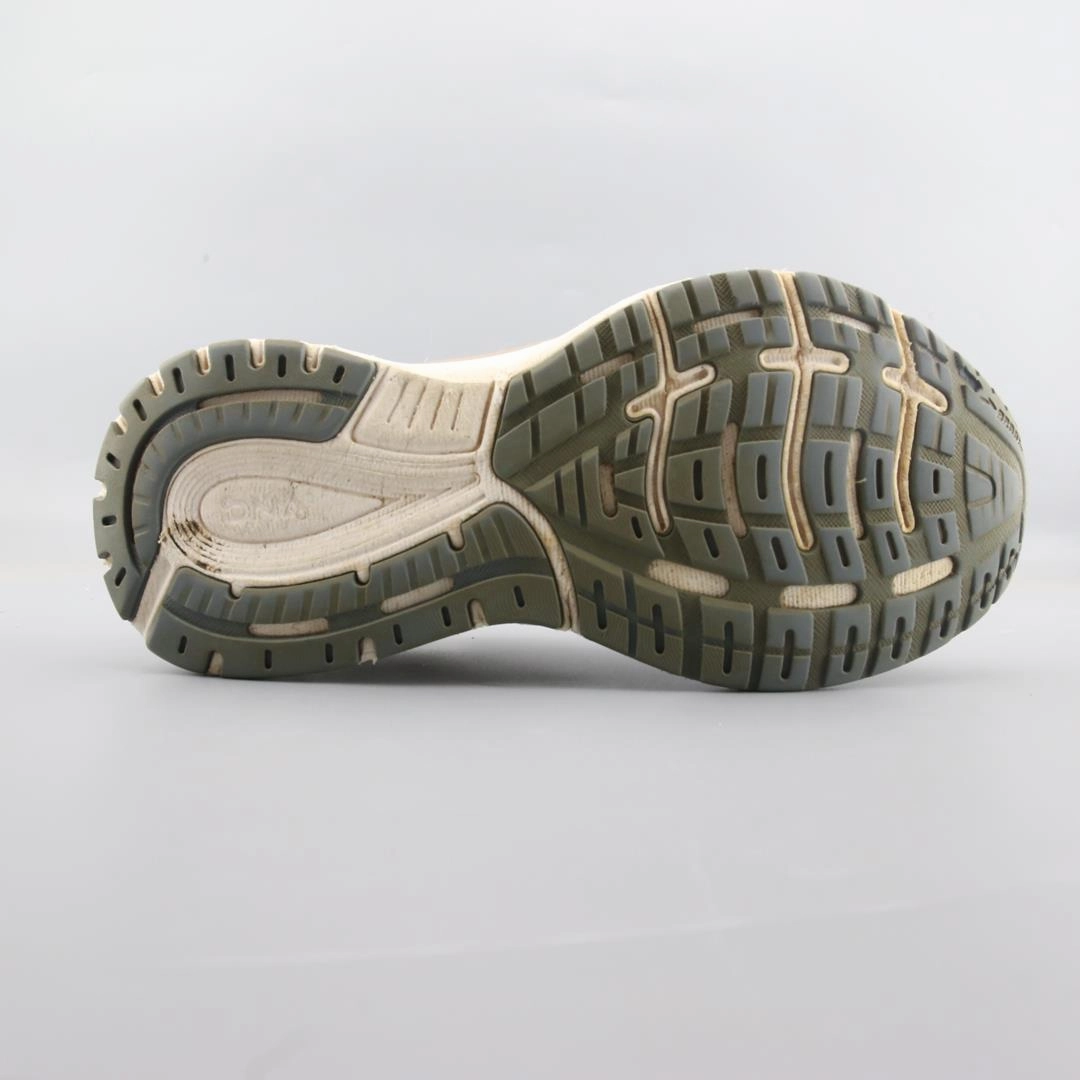 BROOKS REVEL 3 Brooks running footwear shots