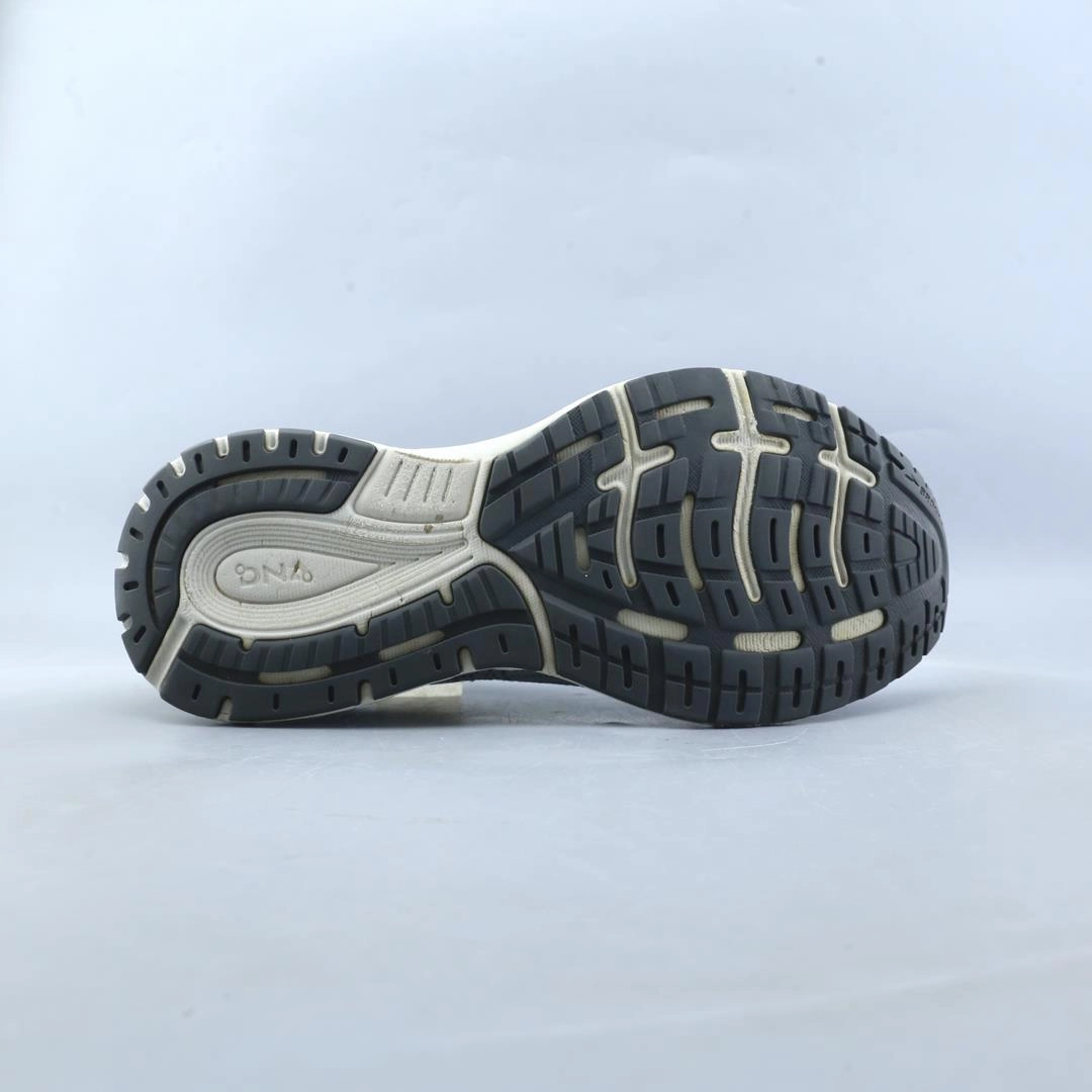 BROOKS REVEL 3 Brooks trainer design images