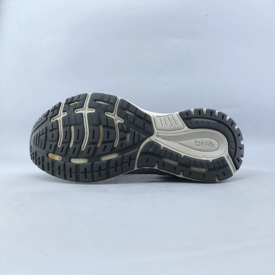 BROOKS REVEL 3 Brooks trainer design images