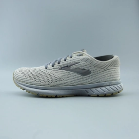 BROOKS REVEL 3 Brooks durable running sneaker designs