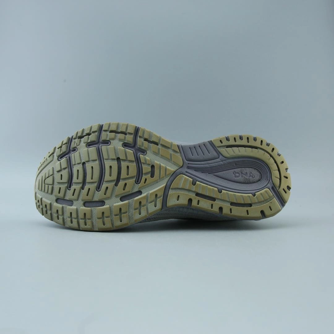 BROOKS REVEL 3 performance running shoe visuals