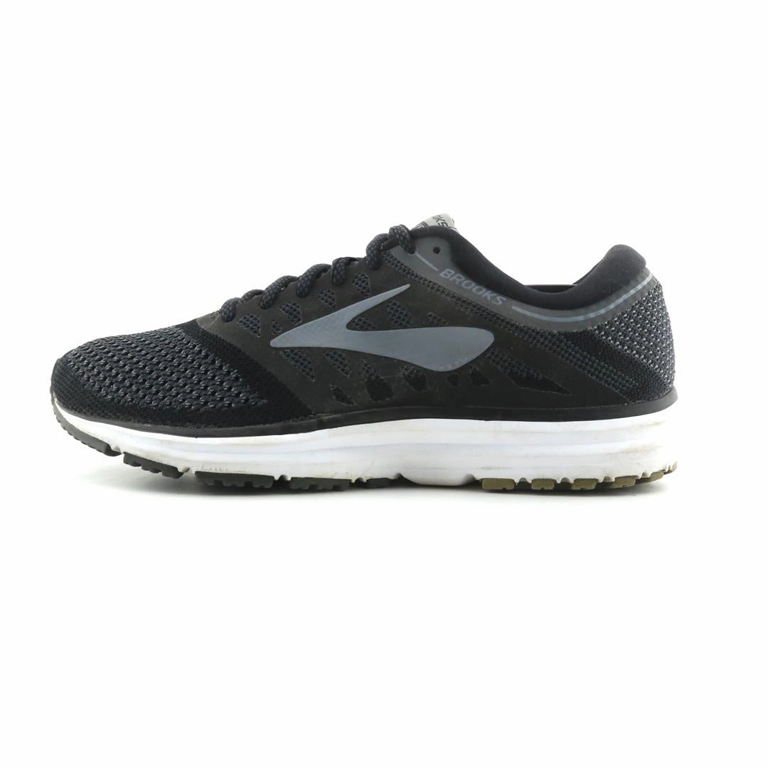 BROOKS REVEL Brooks lightweight running footwear