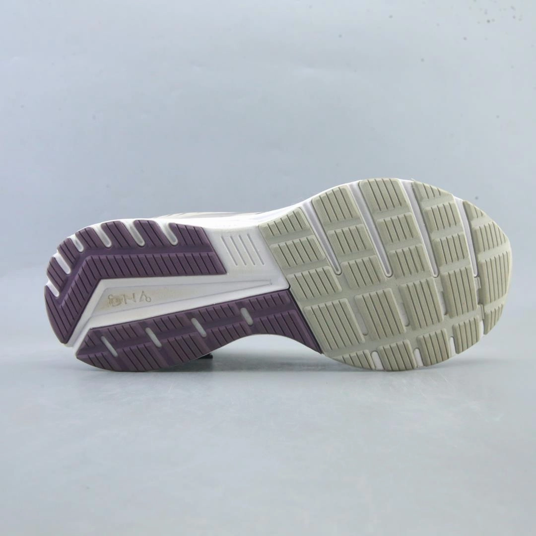 BROOKS SIGNAL 2 athletic Brooks shoe snapshots