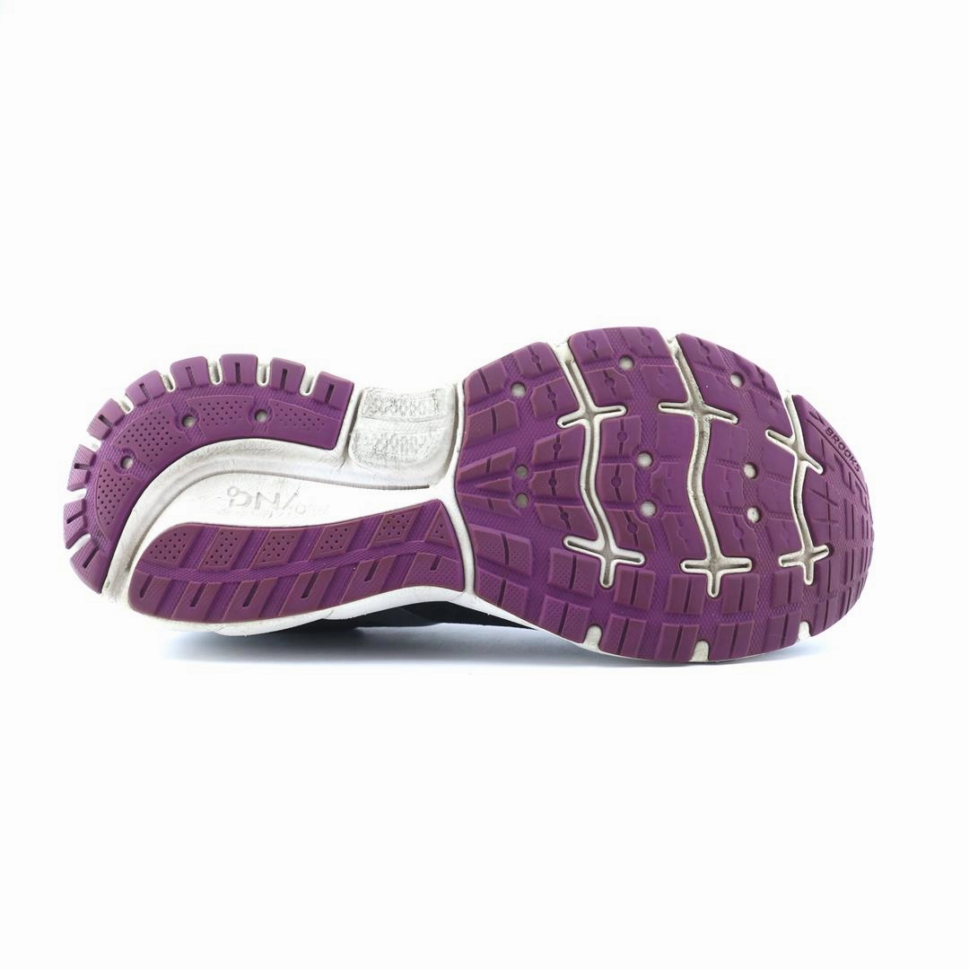 BROOKS TRACE 1 performance running shoe visuals