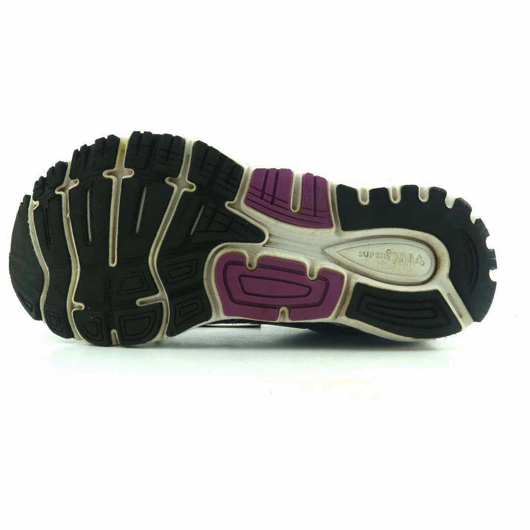 BROOKS TRANSCEND 5 athletic Brooks shoe snapshots