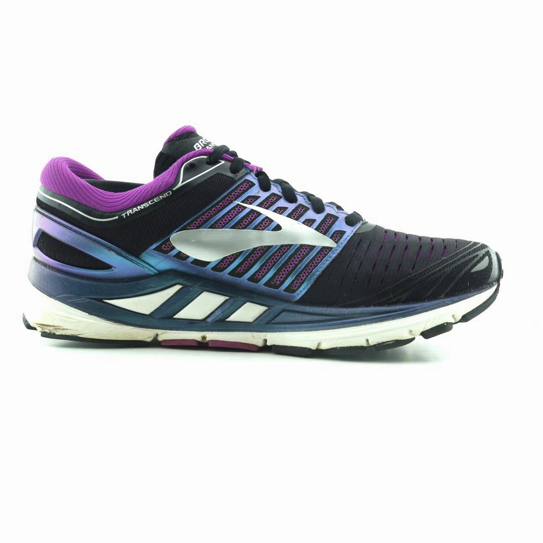 BROOKS TRANSCEND 5 athletic Brooks shoe snapshots