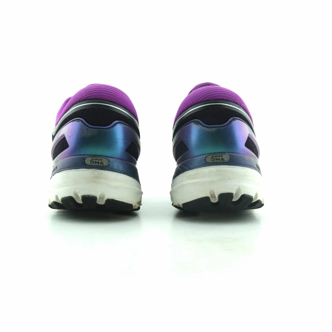 BROOKS TRANSCEND 5 athletic Brooks shoe snapshots