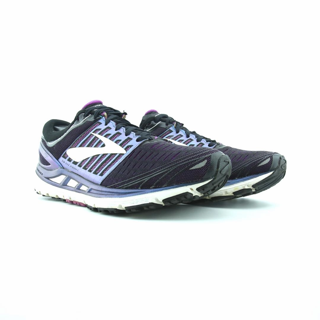 BROOKS TRANSCEND 5 Brooks trainer design images