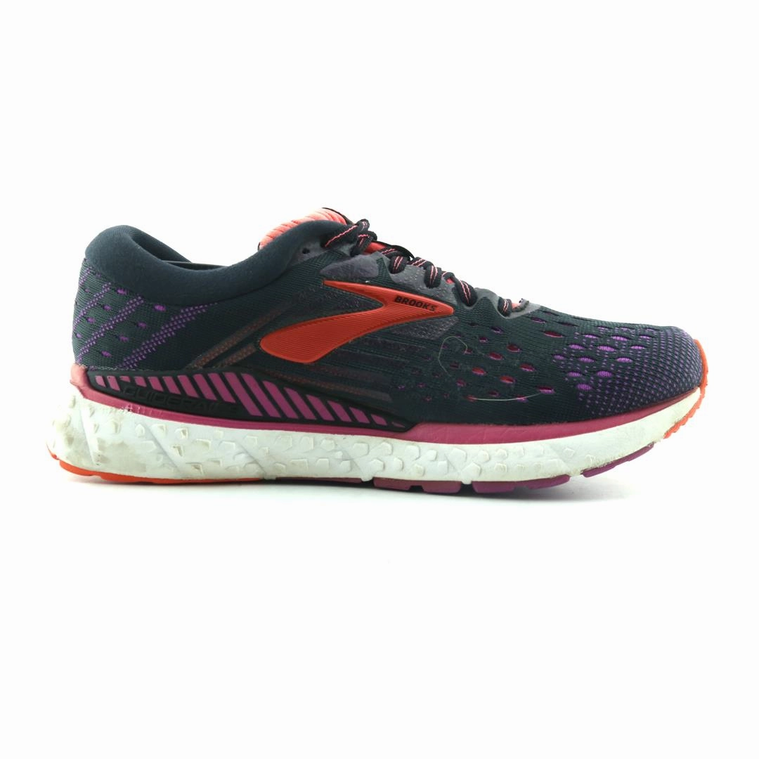 BROOKS TRANSCEND 6 athletic Brooks shoe snapshots