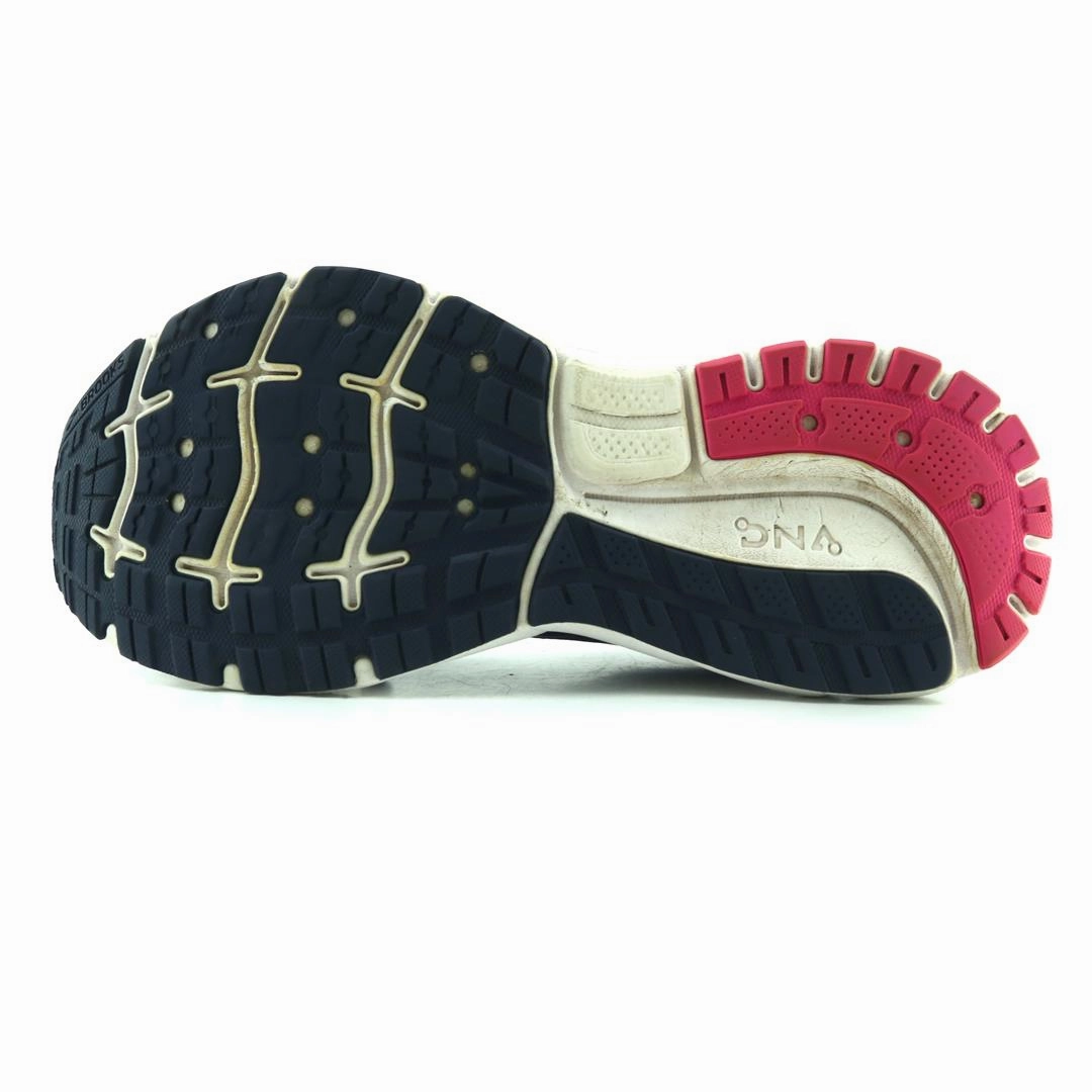 BROOKS TRANSMIT 3 athletic Brooks shoe snapshots