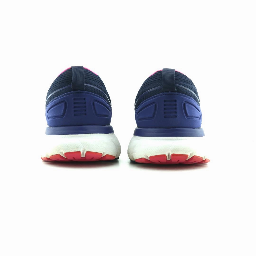 BROOKS TRANSMIT 3 athletic Brooks shoe snapshots